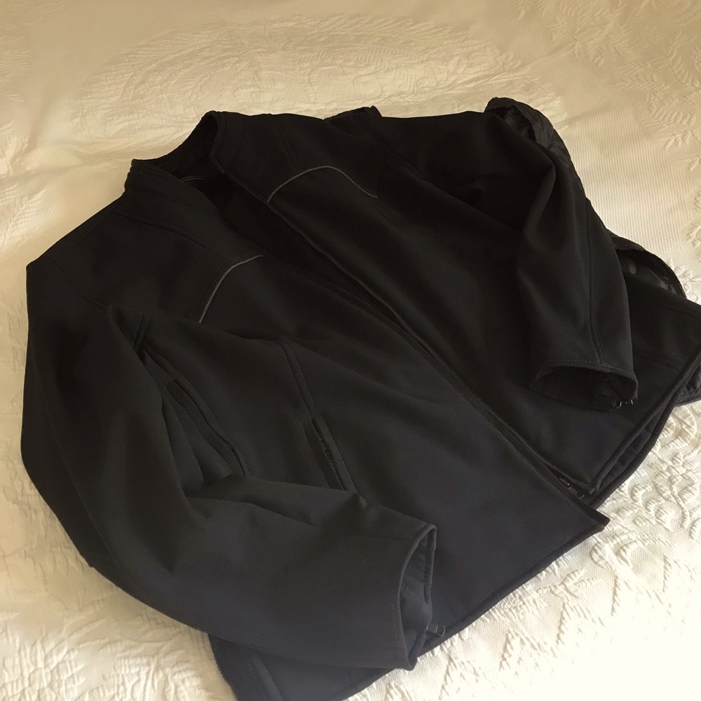 Plus size Women’s motorcycle jacket, black.